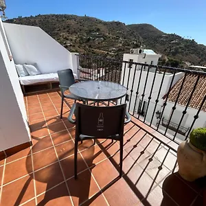 casa-de-pueblo-a-10-min-playa.1costadelsol.com/